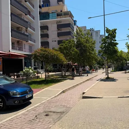 Beachside 1-bedroom In Iliria Lägenhet Durrës
